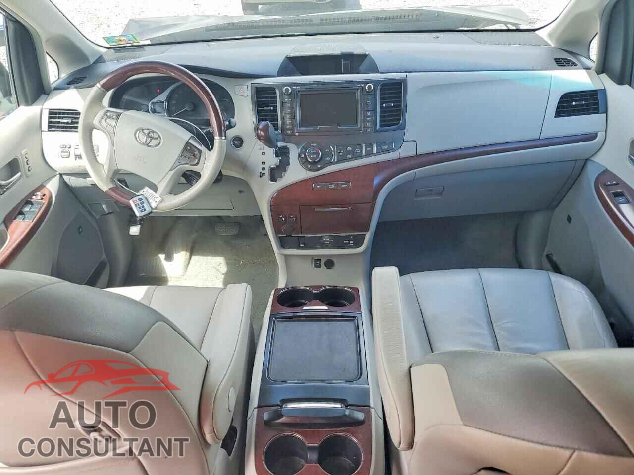 TOYOTA SIENNA 2012 - 5TDDK3DC0CS040372