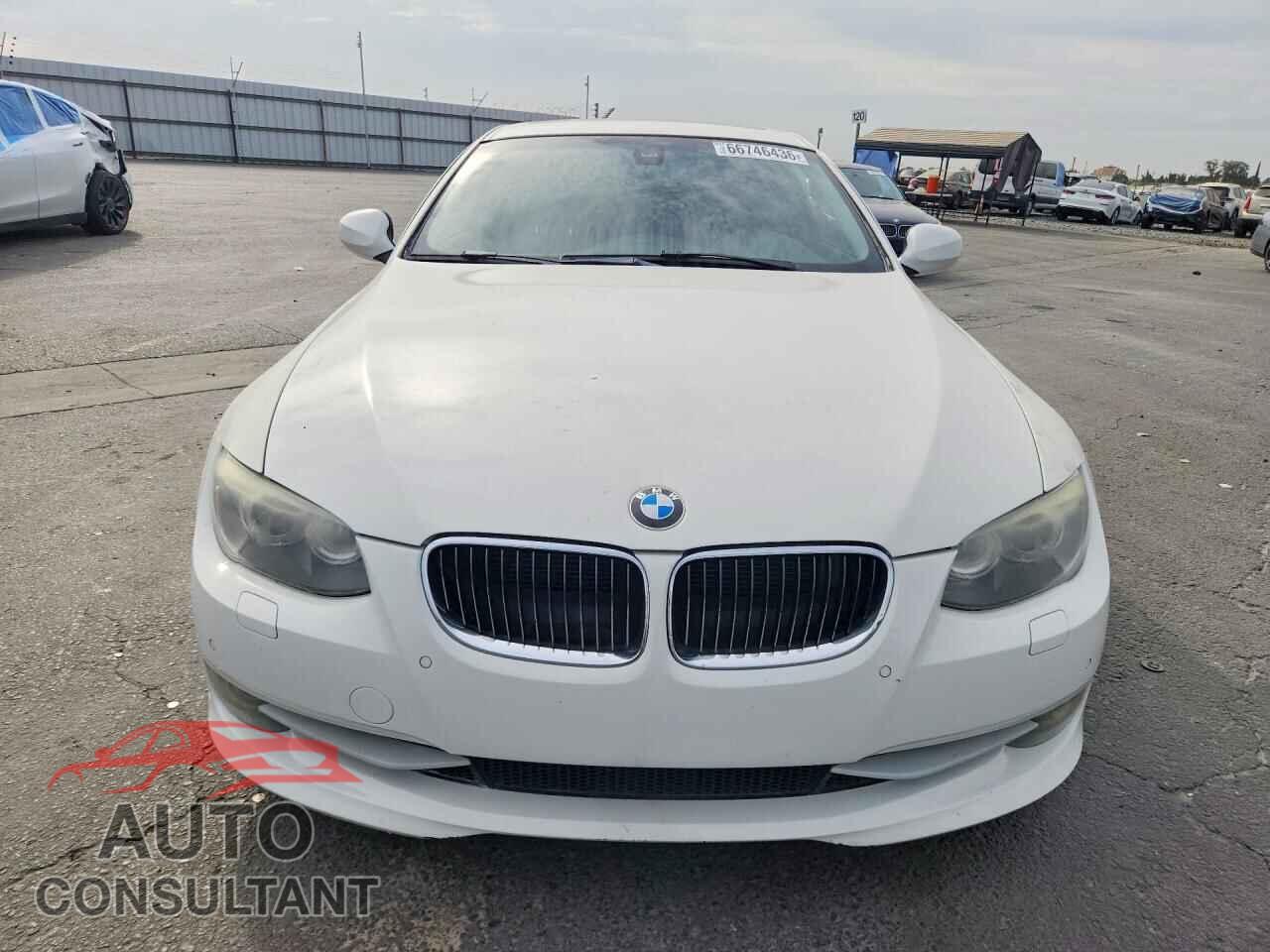 BMW 3 SERIES 2013 - WBAKE5C52DJ106929