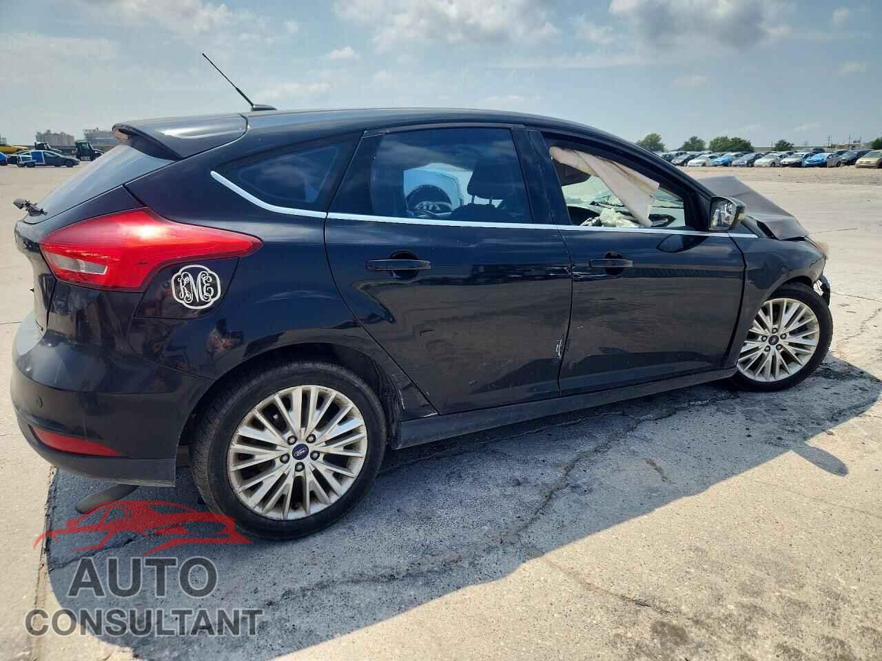 FORD FOCUS 2017 - 1FADP3N29HL272524