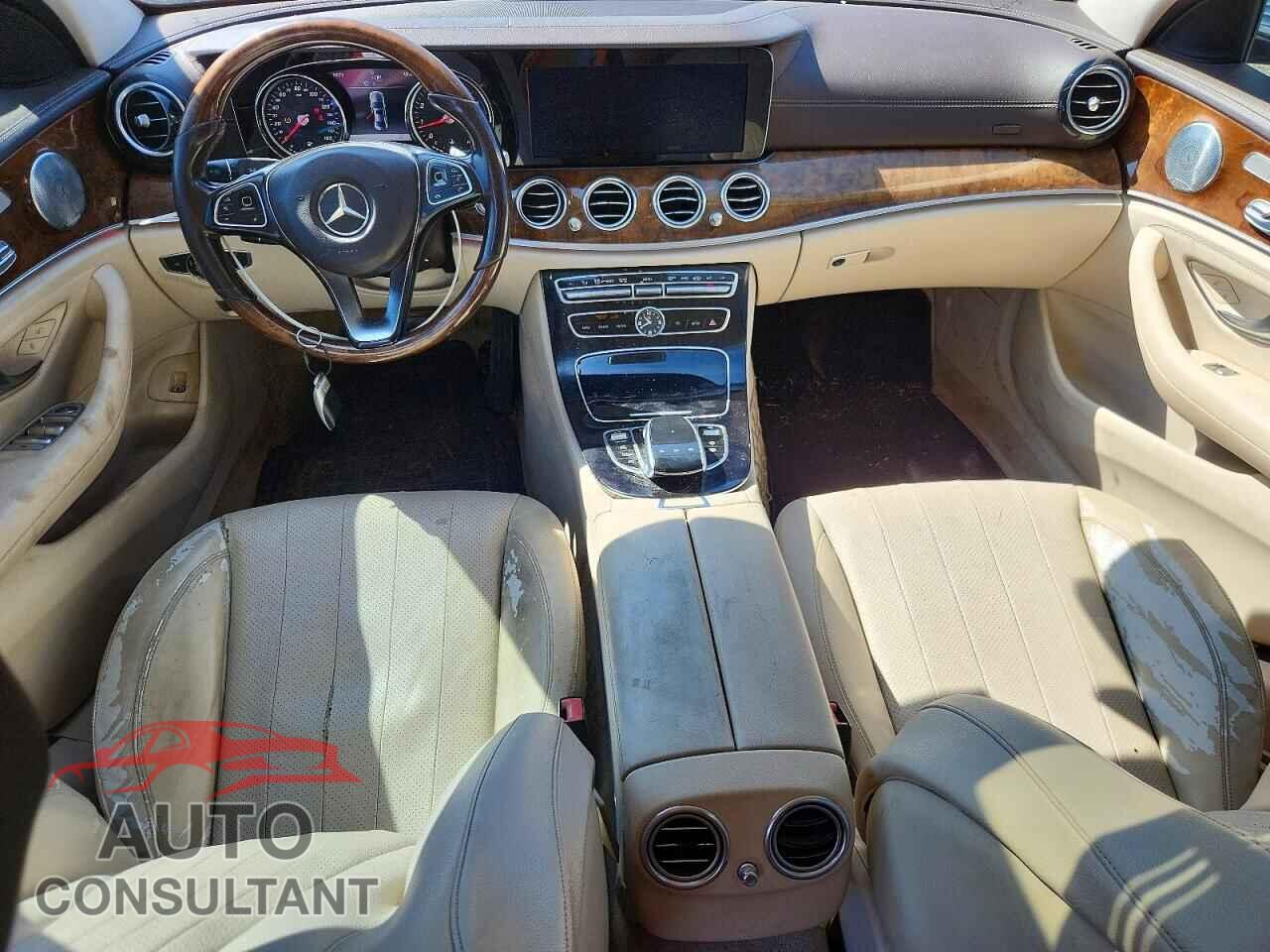 MERCEDES-BENZ E-CLASS 2017 - WDDZF4KBXHA068085