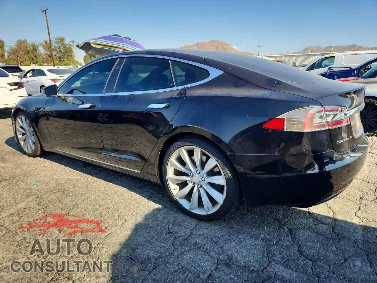 TESLA MODEL S 2017 - 5YJSA1E2XHF199562