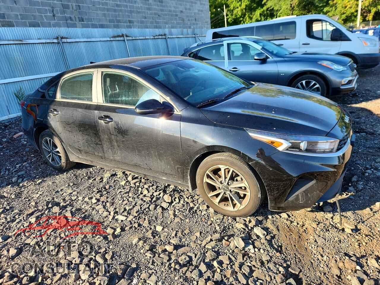 KIA FORTE 2023 - 3KPF24AD6PE673048