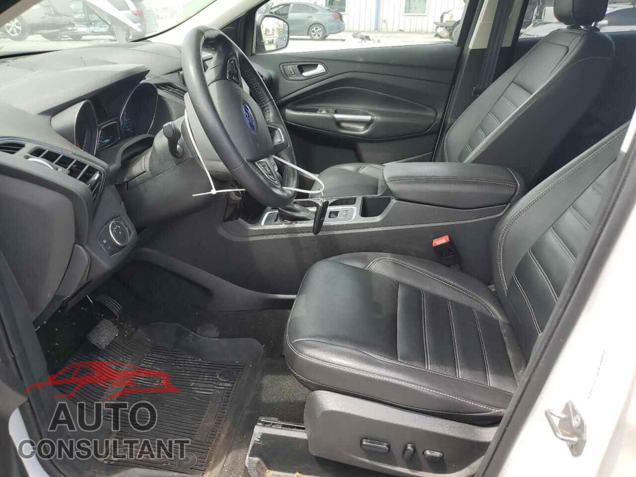 FORD ESCAPE 2019 - 1FMCU9J97KUC00531
