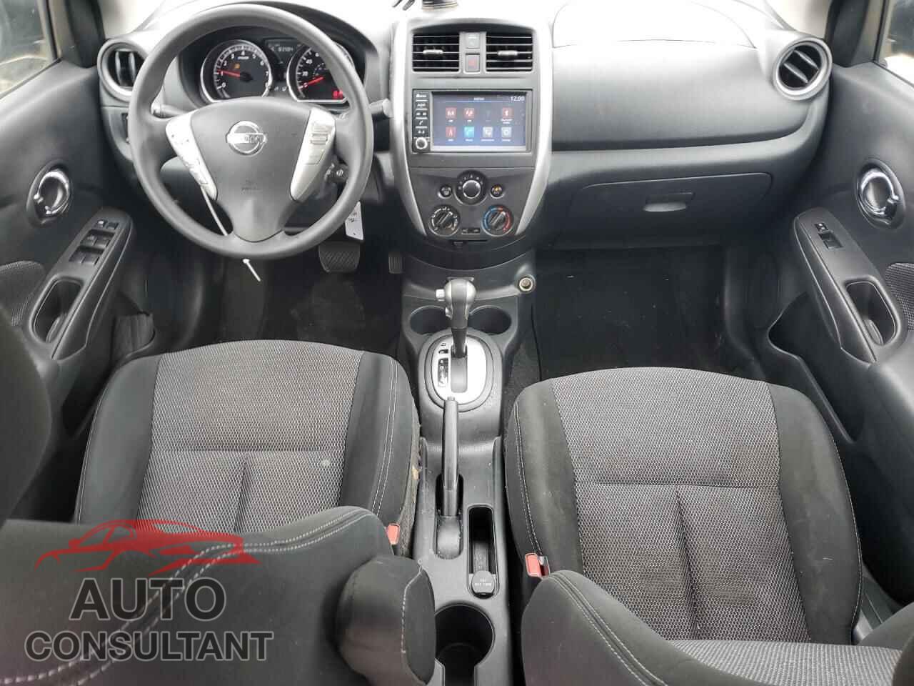NISSAN VERSA 2019 - 3N1CN7AP3KL868585