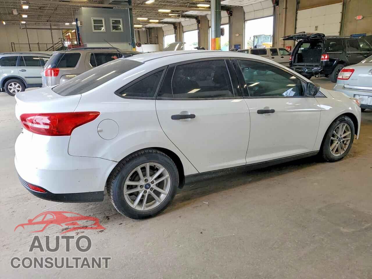 FORD FOCUS 2017 - 1FADP3E24HL263391