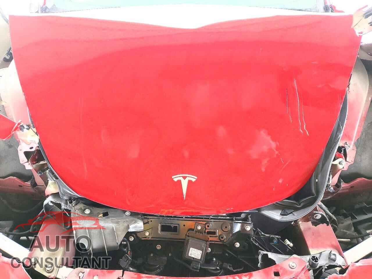 TESLA MODEL 3 2018 - 5YJ3E1EA2JF030707