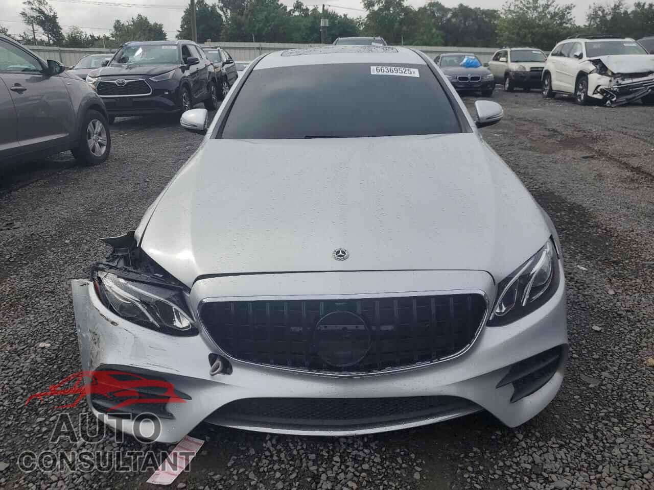 MERCEDES-BENZ E-CLASS 2017 - WDDZF4KB8HA259987