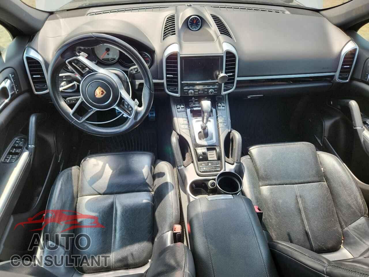 PORSCHE CAYENNE 2016 - WP1AB2A22GLA94464