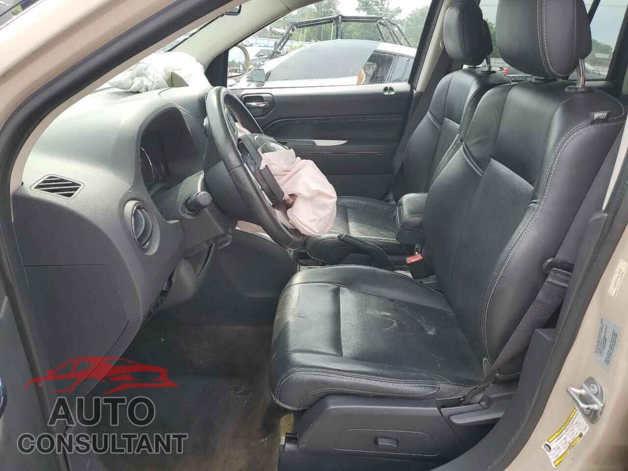 JEEP COMPASS 2017 - 1C4NJCEB1HD198946