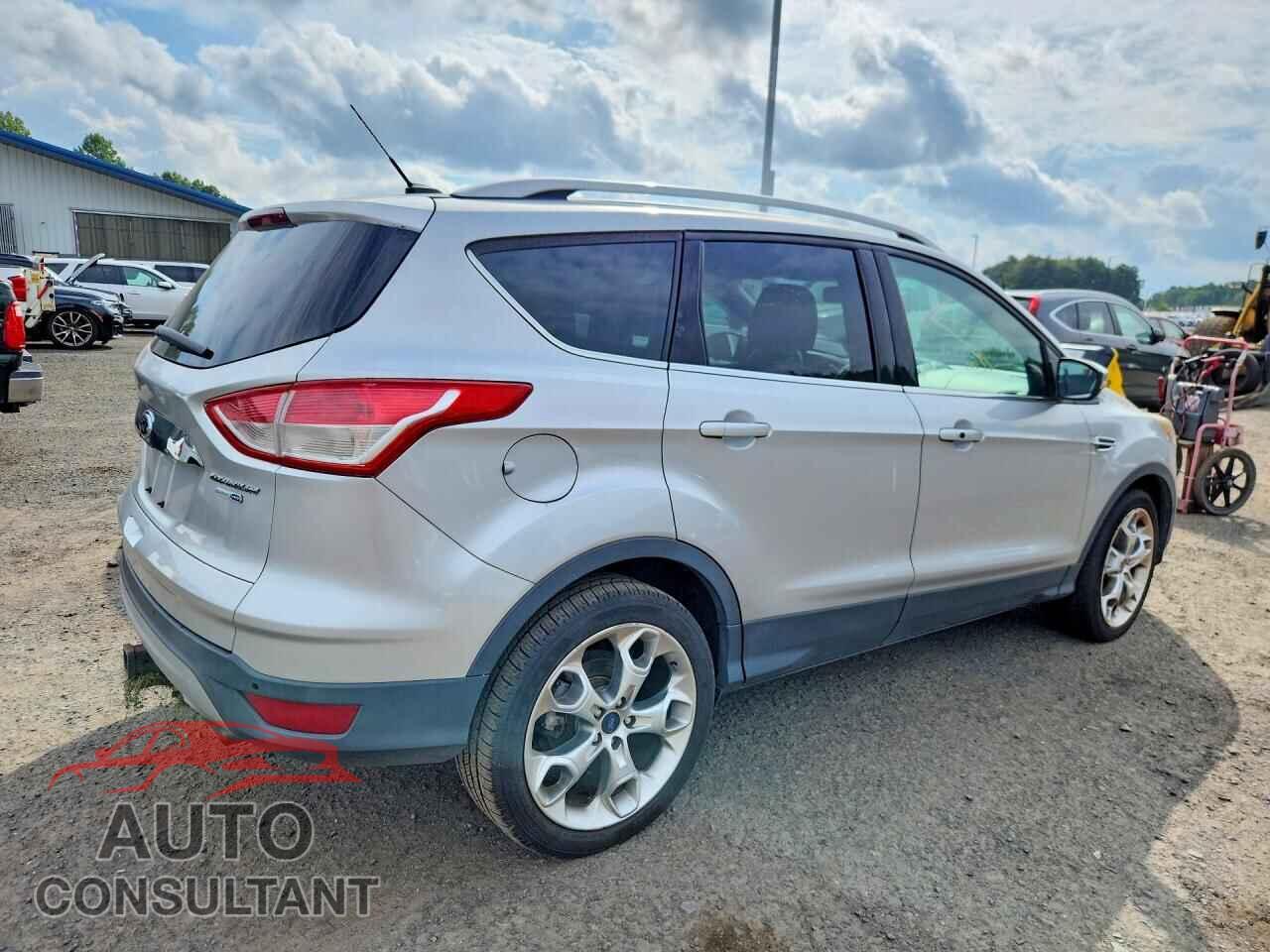 FORD ESCAPE 2016 - 1FMCU9J98GUB90633