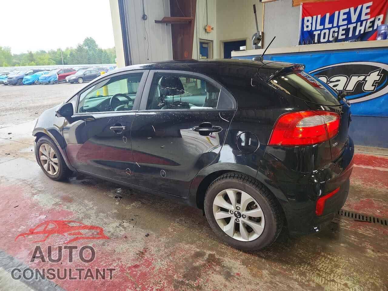 KIA RIO 2017 - KNADN5A34H6011064