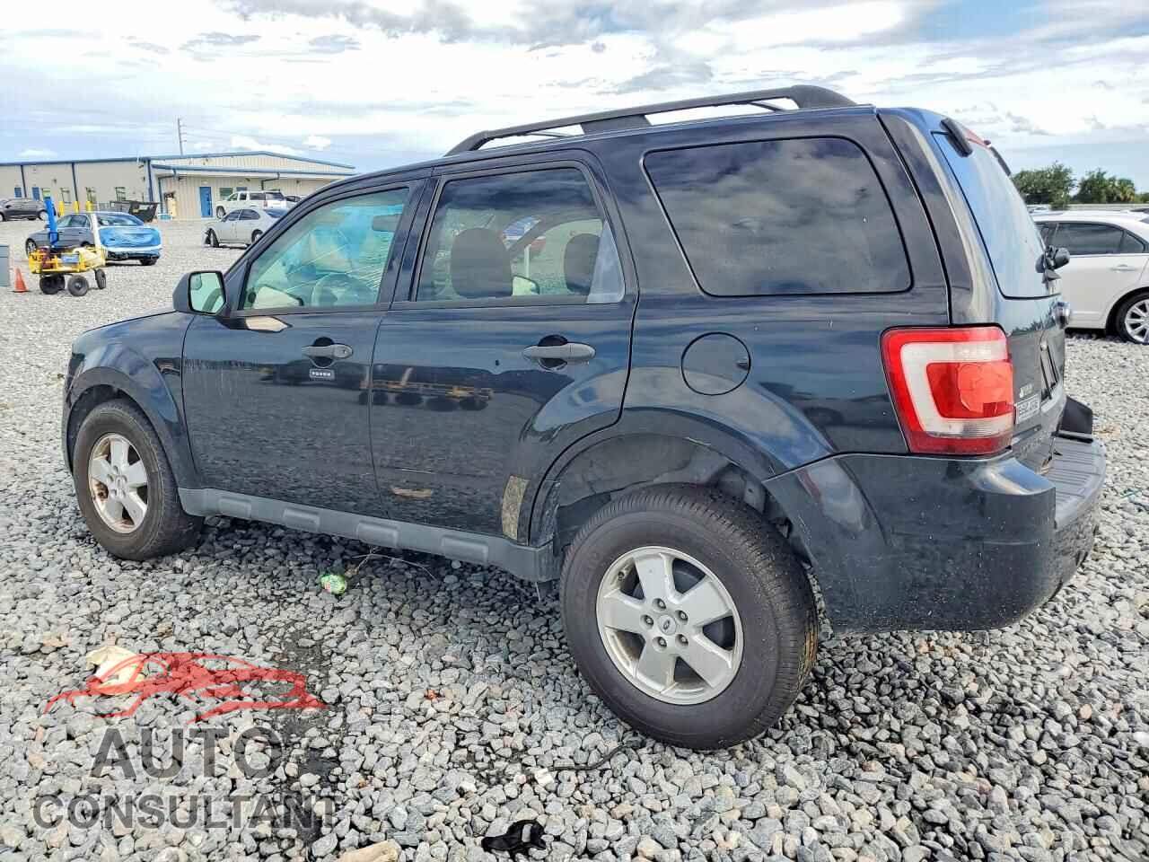 FORD ESCAPE 2011 - 1FMCU0DG2BKC17271