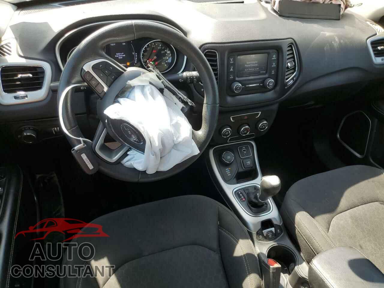 JEEP COMPASS 2018 - 3C4NJDAB1JT191006