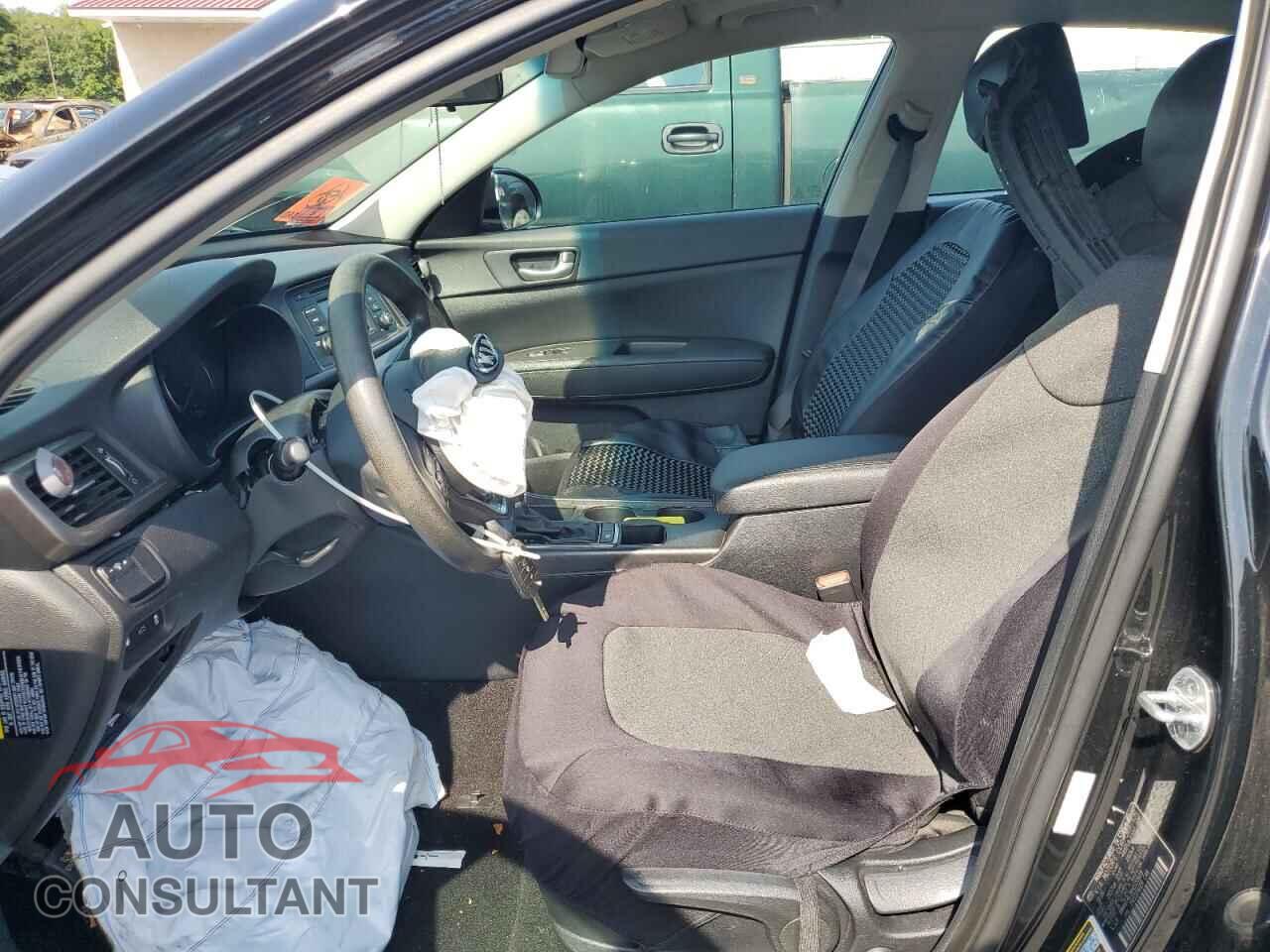 KIA OPTIMA 2017 - KNAGT4L36H5151603