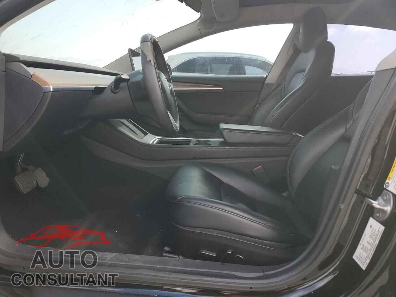 TESLA MODEL 3 2021 - 5YJ3E1EA4MF089374