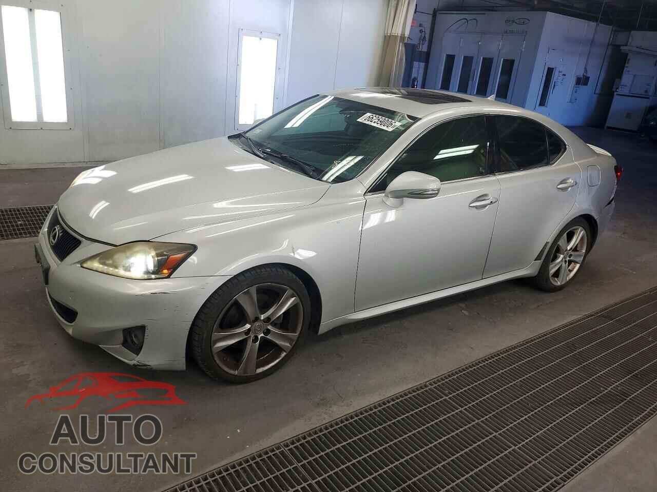 LEXUS IS 2011 - JTHBF5C23B5156670