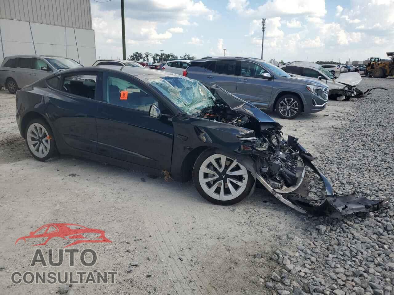 TESLA MODEL 3 2022 - 5YJ3E1EB5NF201495