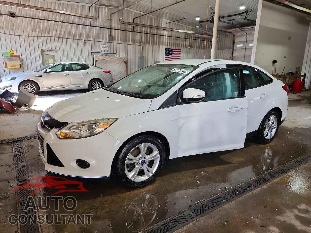 FORD FOCUS 2014 - 1FADP3F28EL309847