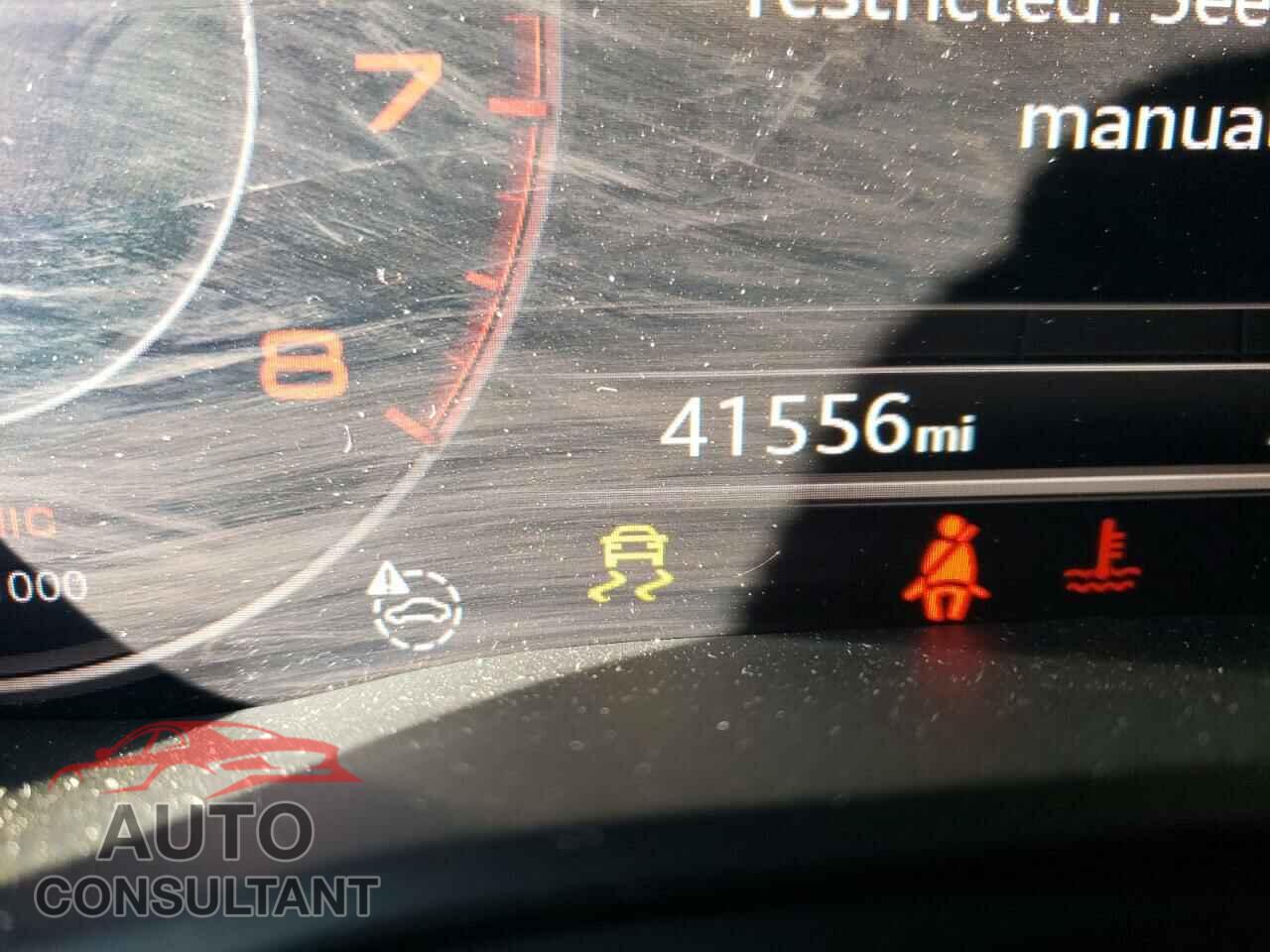 AUDI A4 2017 - WAUENAF43HN058090