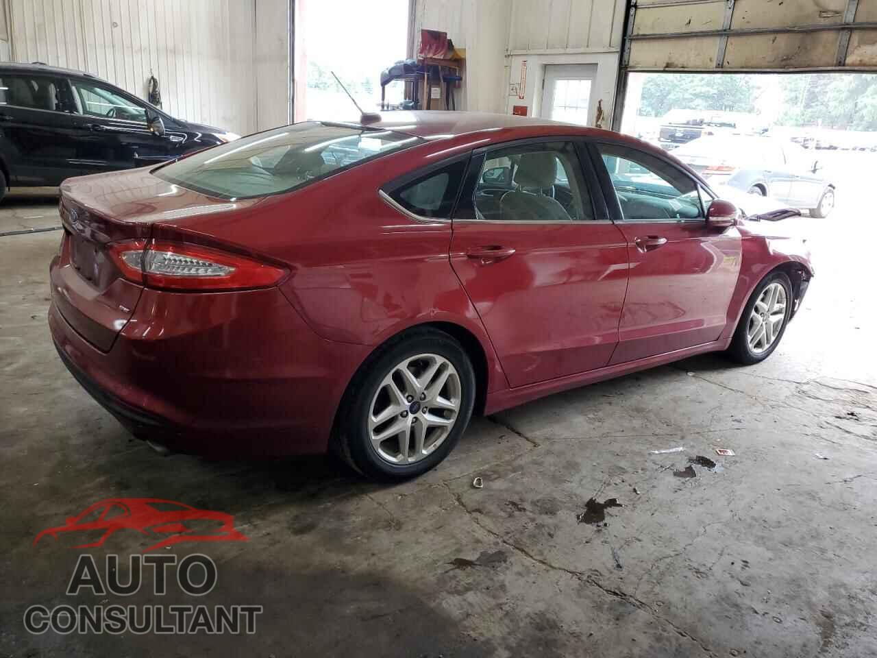FORD FUSION 2015 - 1FA6P0H77F5124680