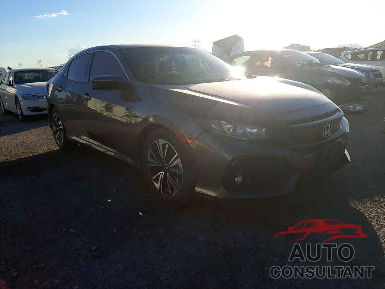 HONDA CIVIC 2018 - SHHFK7H56JU427178