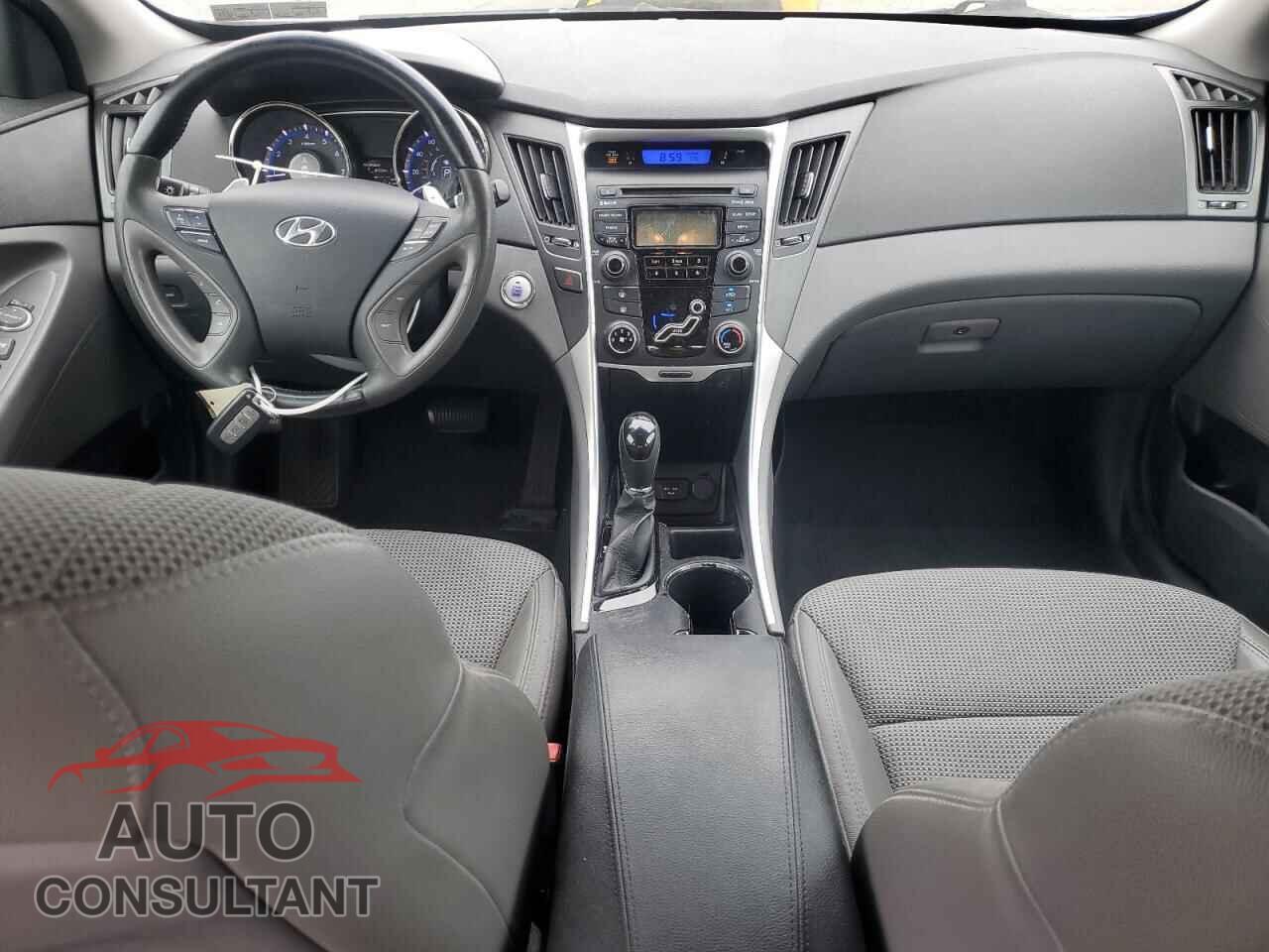 HYUNDAI SONATA 2013 - 5NPEC4AC2DH611010