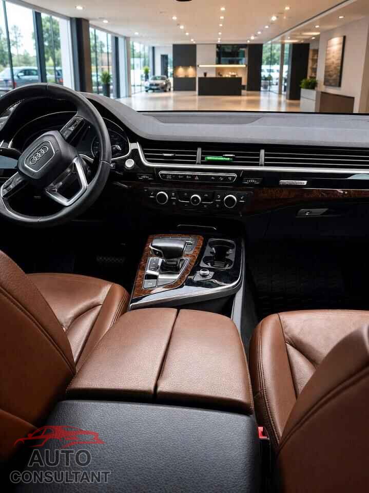 AUDI Q7 2017 - WA1AAAF70HD034949