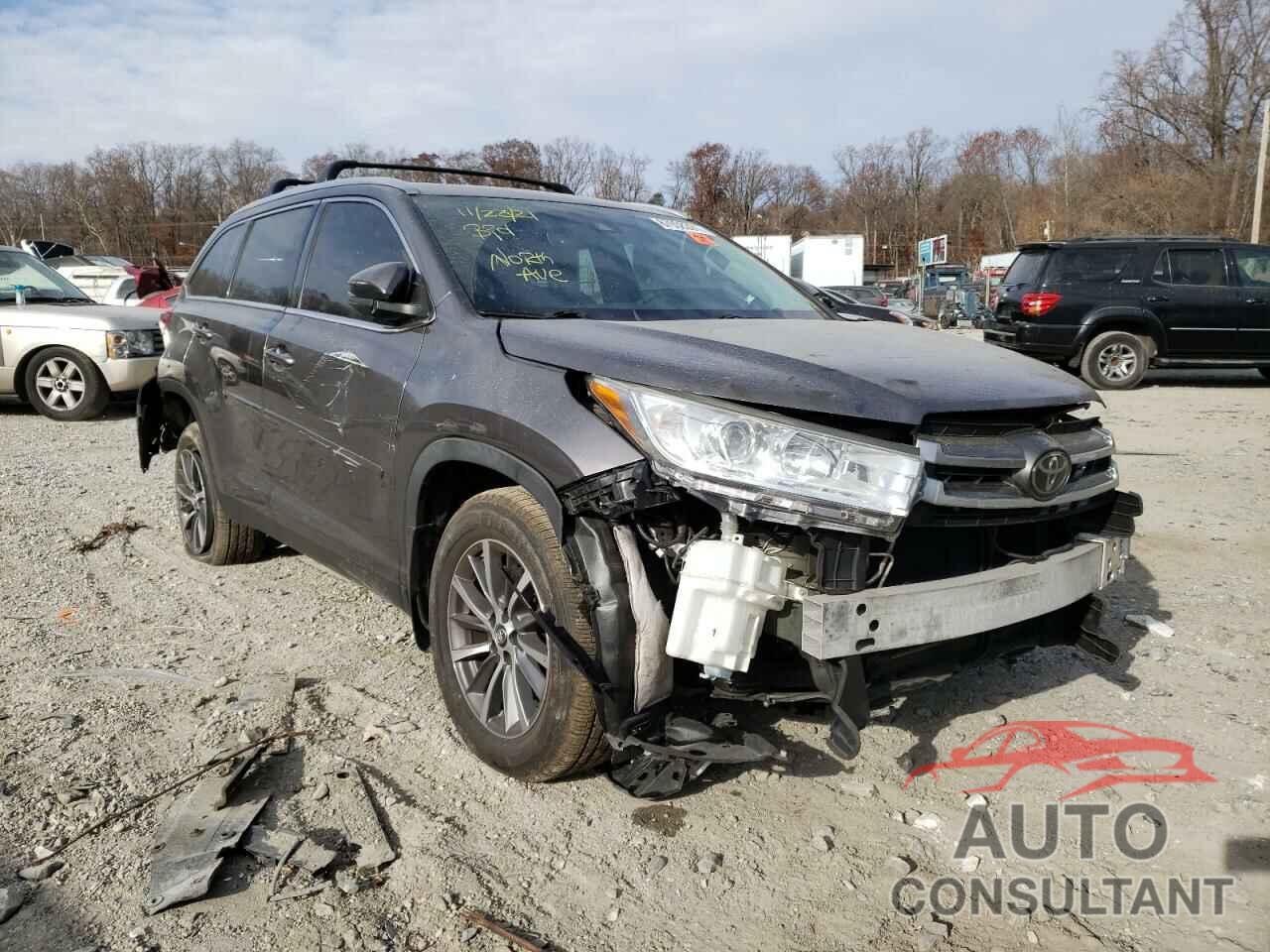 TOYOTA HIGHLANDER 2019 - 5TDJZRFH8KS570078