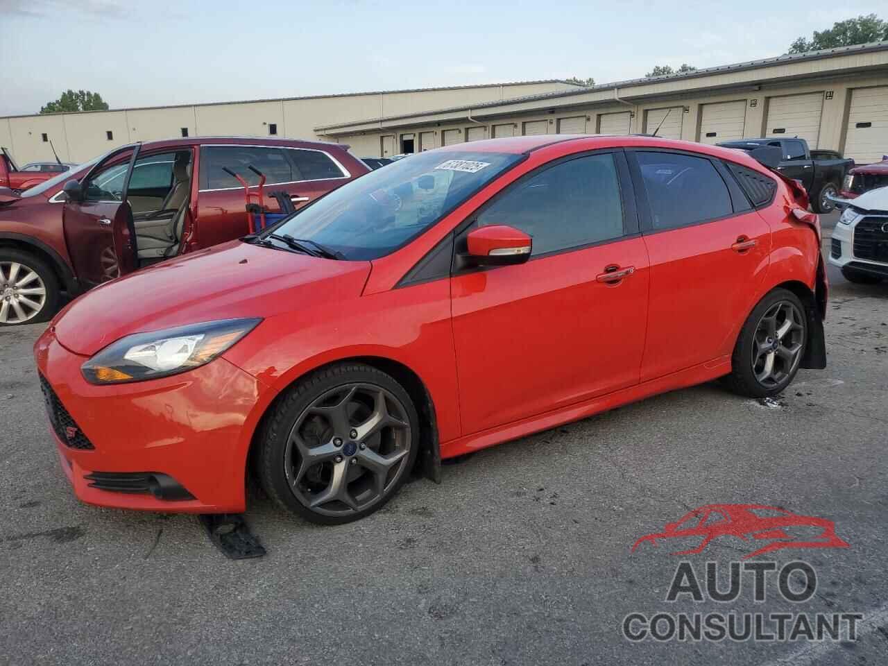 FORD FOCUS 2013 - 1FADP3L92DL206925