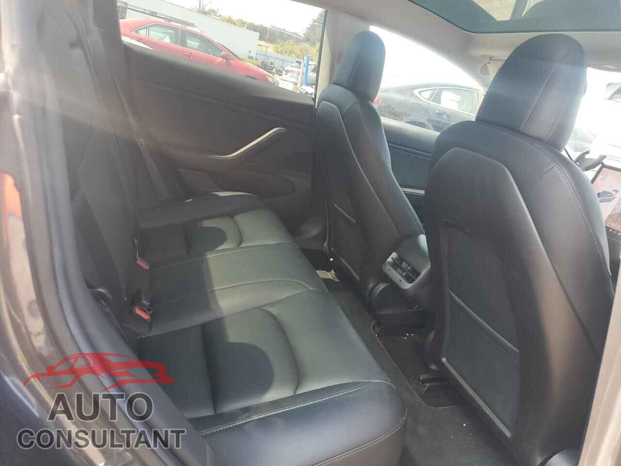 TESLA MODEL 3 2019 - 5YJ3E1EB8KF408698