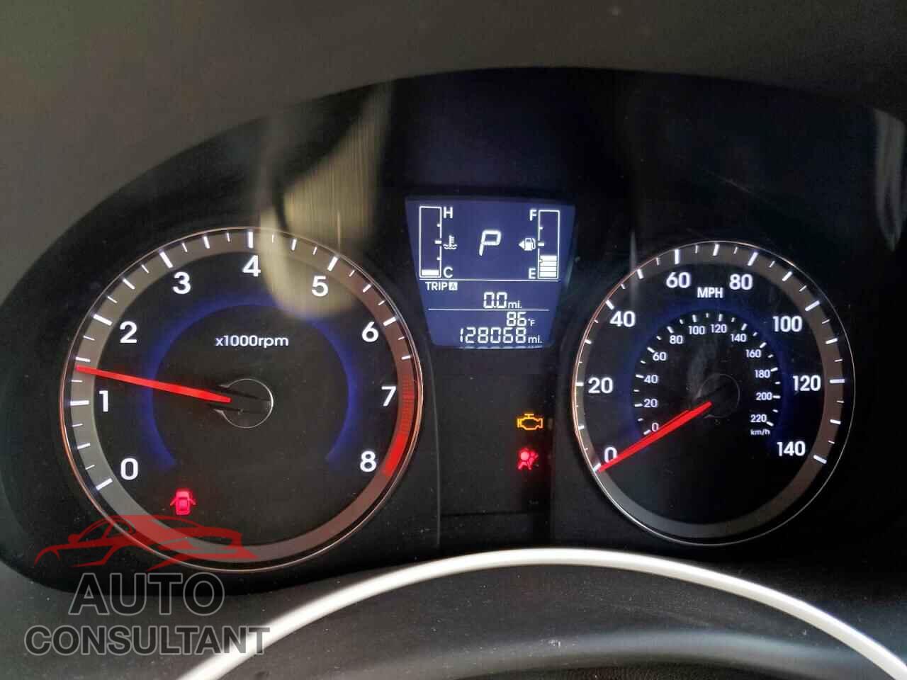 HYUNDAI ACCENT 2015 - KMHCT4AE3FU821595
