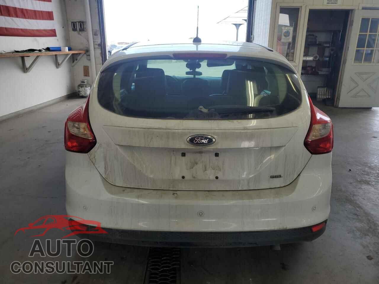 FORD FOCUS 2012 - 1FAHP3M24CL373207