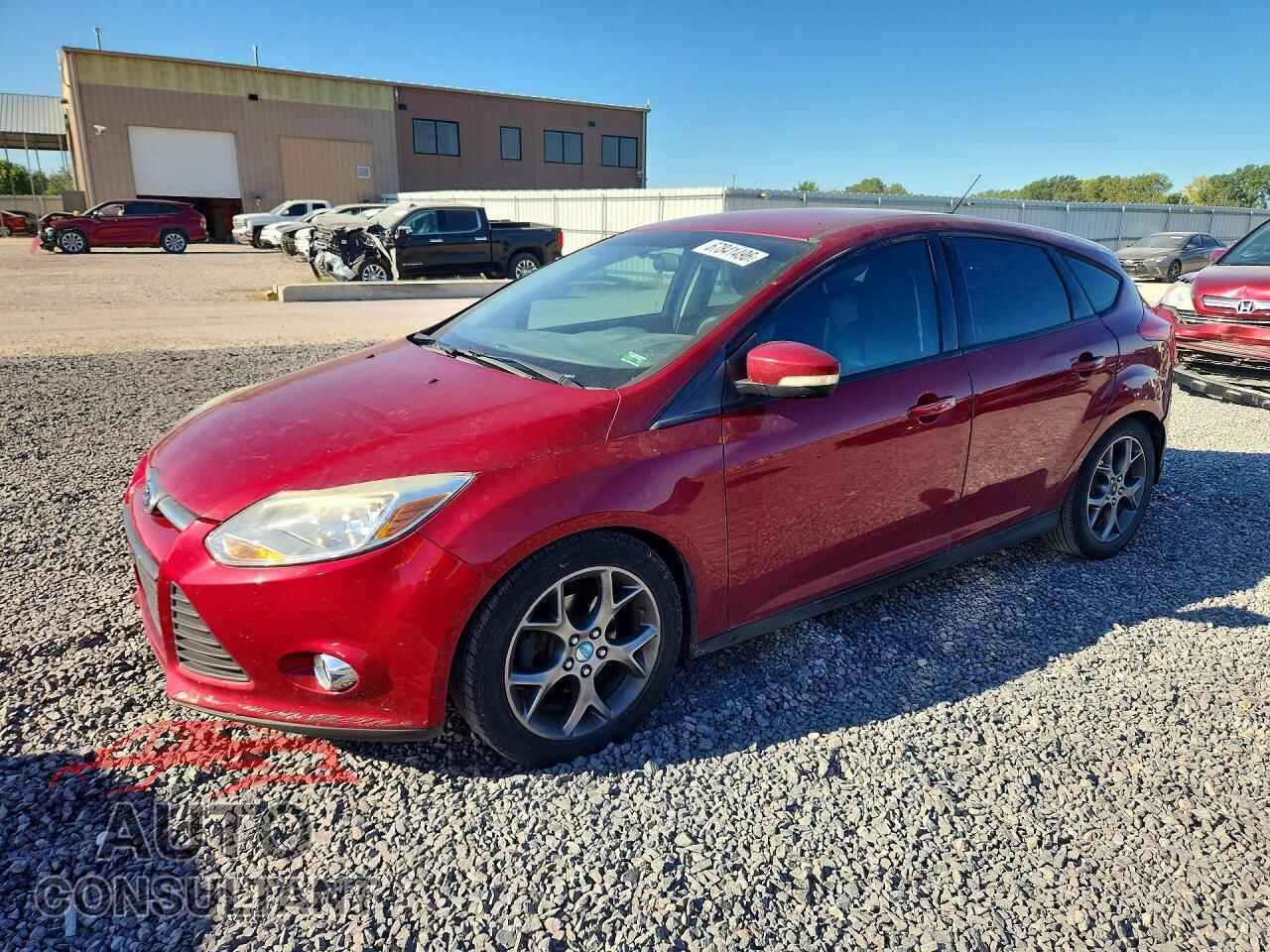 FORD FOCUS 2014 - 1FADP3K27EL145755