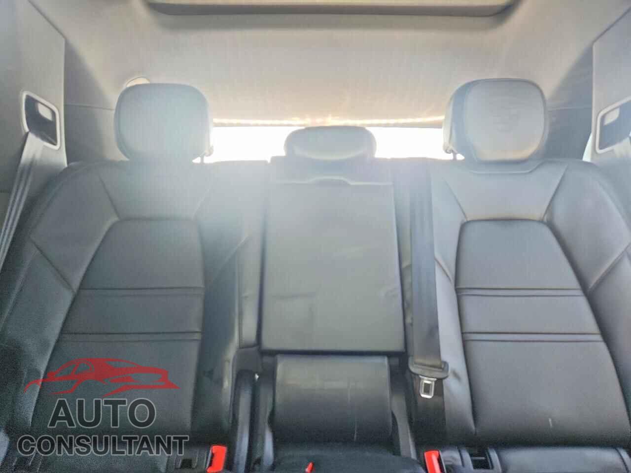 PORSCHE CAYENNE 2019 - WP1AA2AY2KDA19435