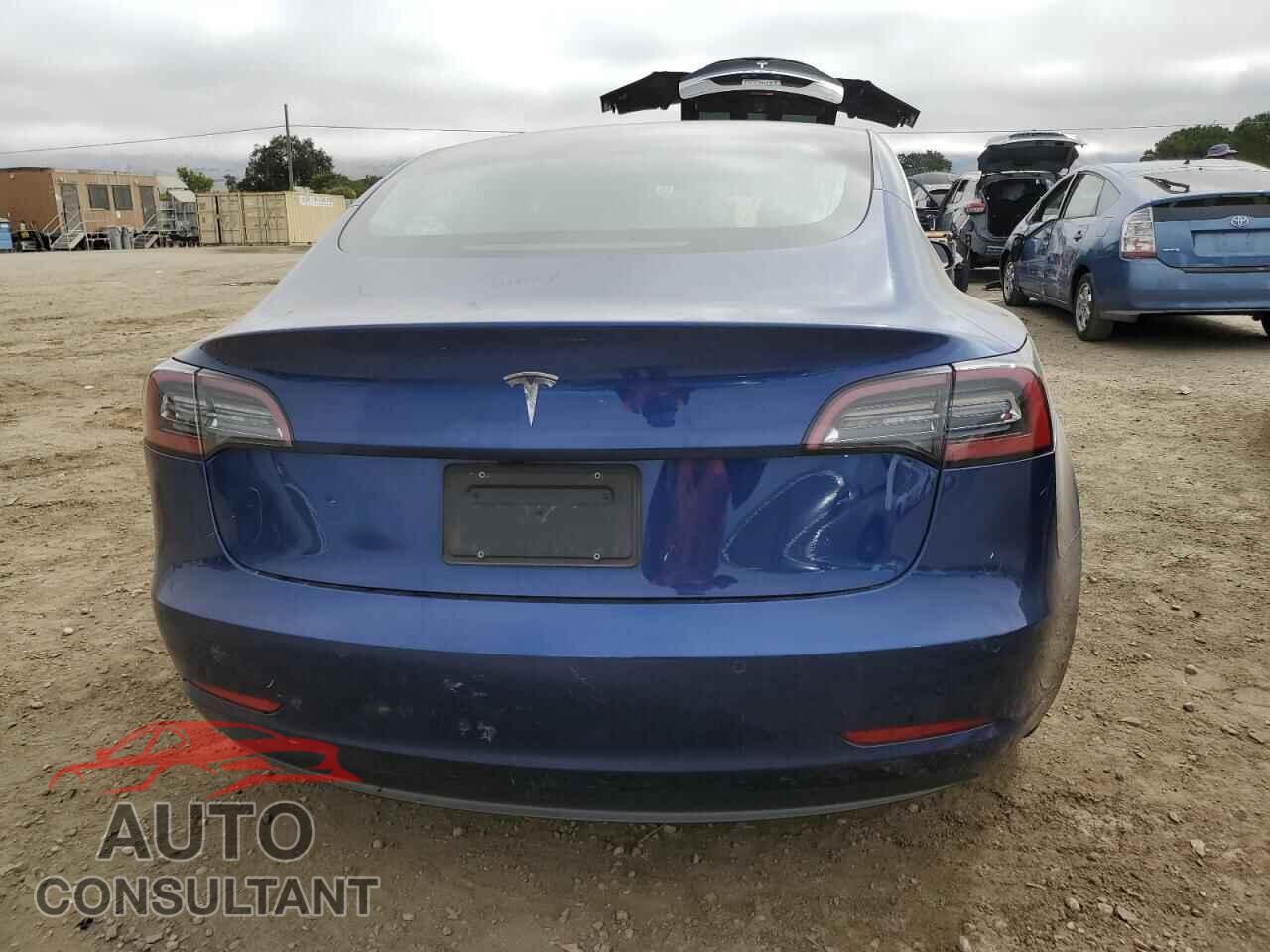 TESLA MODEL 3 2020 - 5YJ3E1EA9LF745678