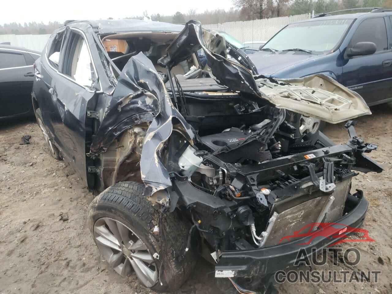 HYUNDAI SANTA FE 2018 - 5NMZU4LA7JH089381