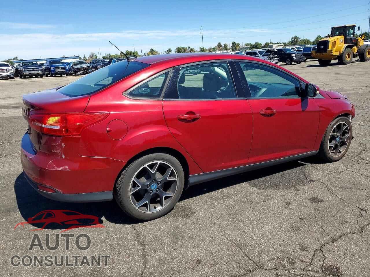 FORD FOCUS 2015 - 1FADP3F23FL300135