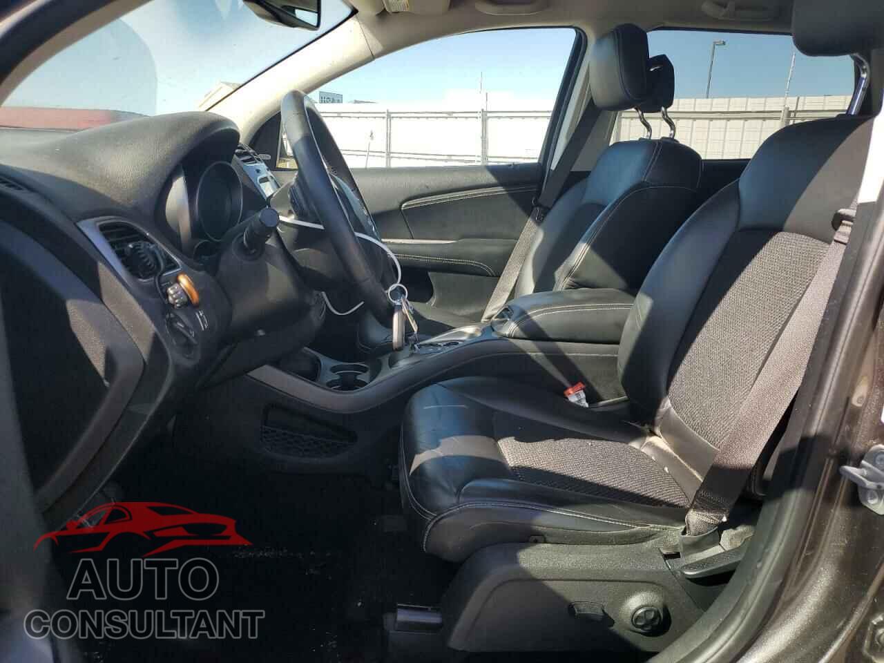 DODGE JOURNEY 2017 - 3C4PDCGB2HT702167