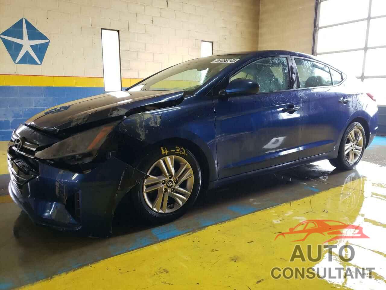 HYUNDAI ELANTRA 2019 - 5NPD84LF3KH459806