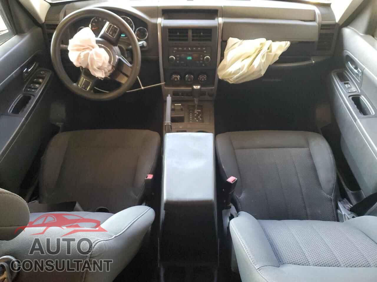 JEEP LIBERTY 2011 - 1J4PN2GK3BW520965