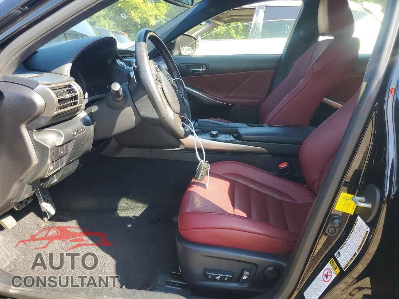 LEXUS IS 2015 - JTHBF1D24F5057949