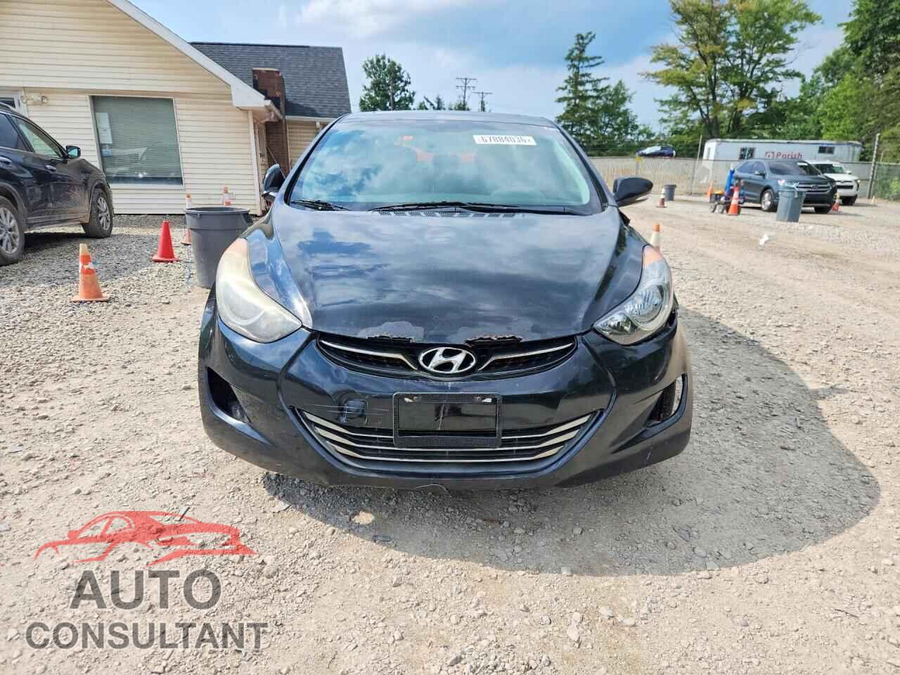 HYUNDAI ELANTRA 2013 - 5NPDH4AE3DH374672