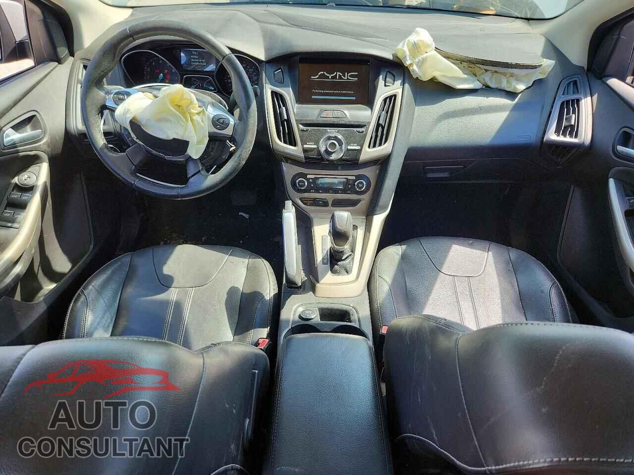 FORD FOCUS 2012 - 1FAHP3H2XCL227243