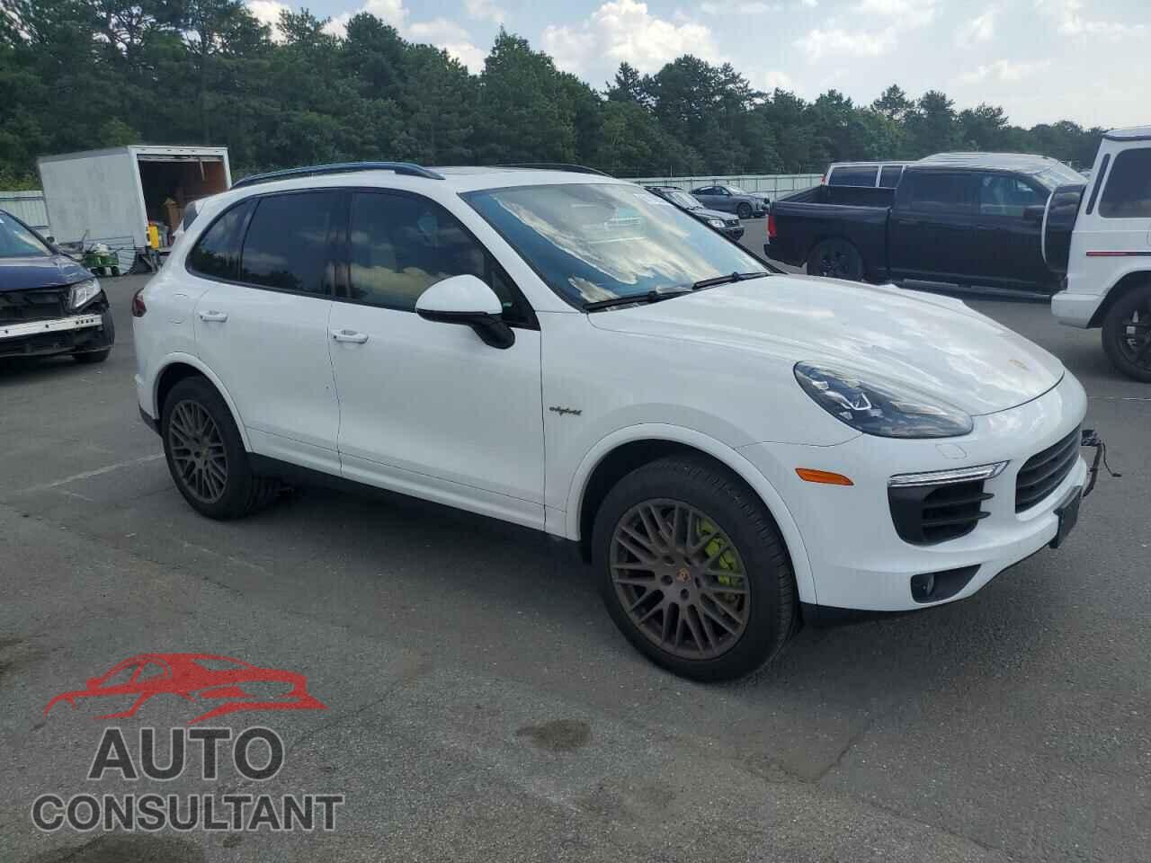 PORSCHE CAYENNE 2017 - WP1AE2A26HLA75053