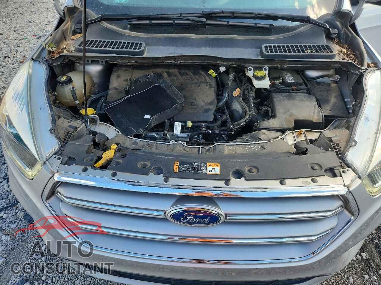 FORD ESCAPE 2017 - 1FMCU0JD3HUD48961
