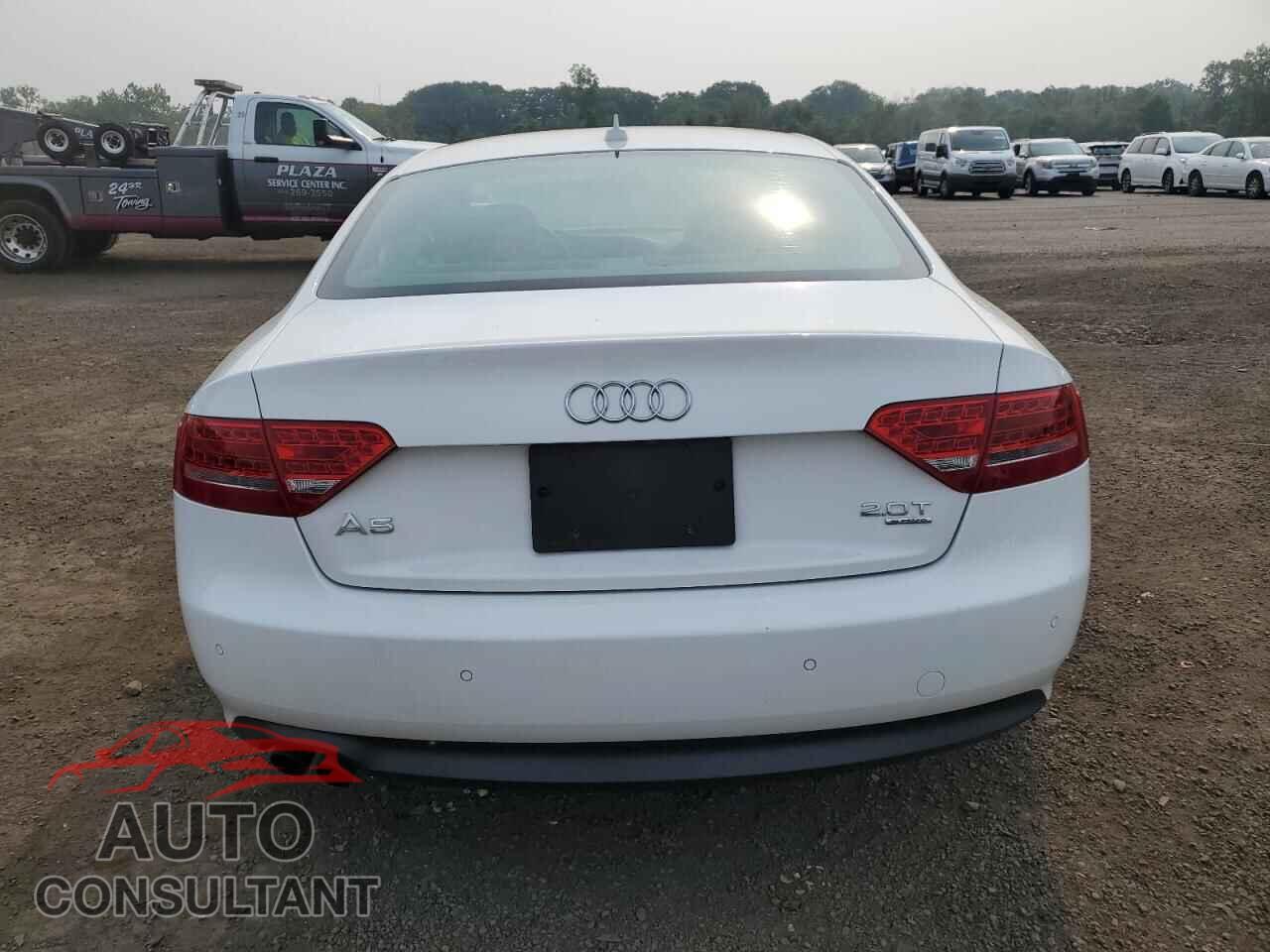 AUDI A5 2011 - WAULFAFR1BA056210