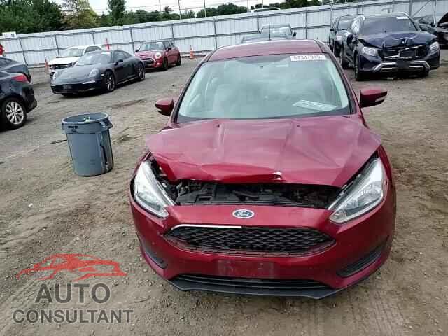 FORD FOCUS 2017 - 1FADP3K27HL207952