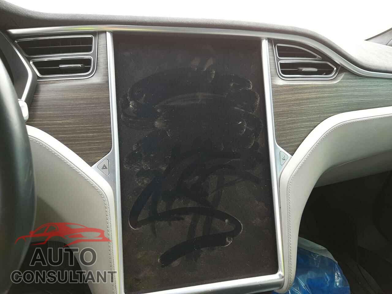 TESLA MODEL S 2016 - 5YJSA1E18GF131234
