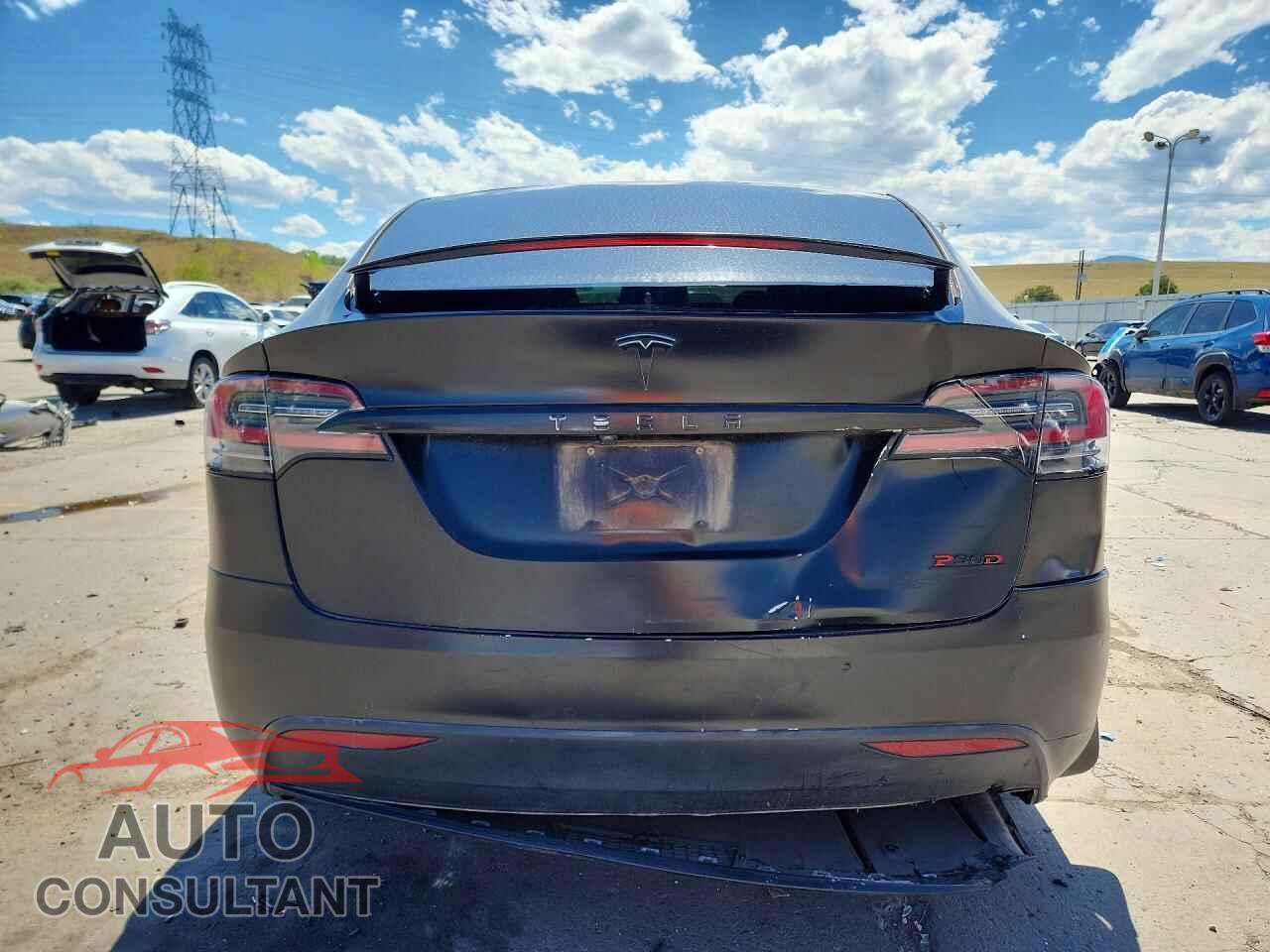 TESLA MODEL X 2016 - 5YJXCAE49GF001148
