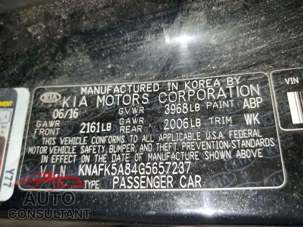 KIA FORTE 2016 - KNAFK5A84G5657237